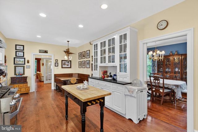 11136 ORLEAN VISTA DR, Marshall, VA 20115