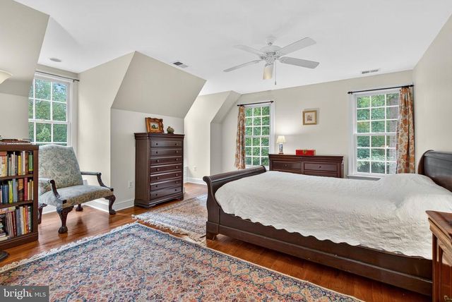 11136 ORLEAN VISTA DR, Marshall, VA 20115