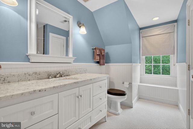 11136 ORLEAN VISTA DR, Marshall, VA 20115