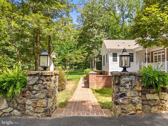 11136 ORLEAN VISTA DR, Marshall, VA 20115