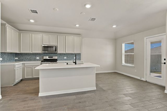 5117 Del Monte Drive, Denton, TX 76207