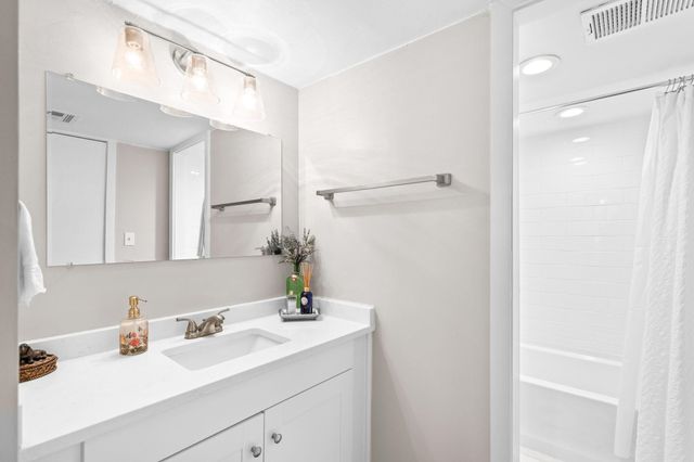 7600 N Ocean Blvd Apt 103, Myrtle Beach, SC 29572