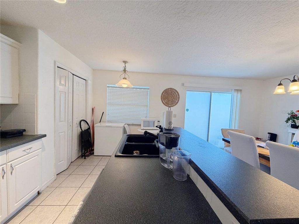 Image 14 of property listing at 12755 SOMERSET OAKS STREET, Orlando, FL 32828