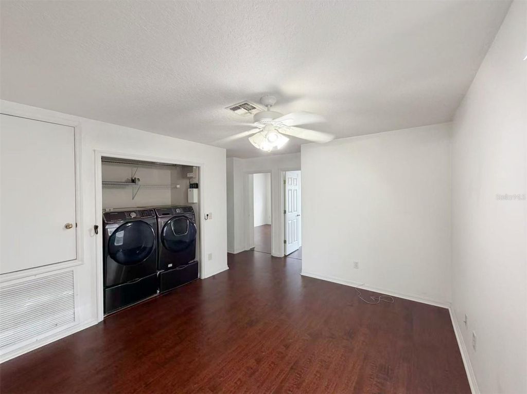 Image 20 of property listing at 12755 SOMERSET OAKS STREET, Orlando, FL 32828