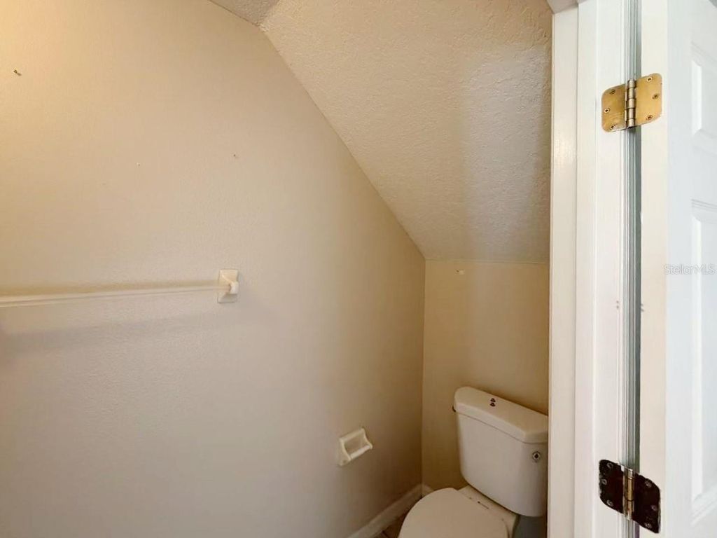 Image 26 of property listing at 12755 SOMERSET OAKS STREET, Orlando, FL 32828