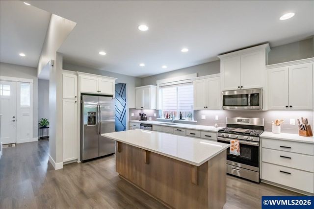 3012 Anastasia St NW, Salem, OR 97304