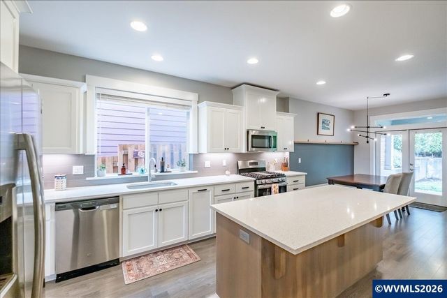 3012 Anastasia St NW, Salem, OR 97304