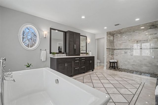 1359 Rustic Ridge Court, Yorktown Heights, NY 10598