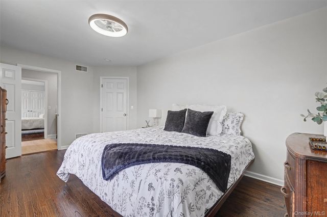 1359 Rustic Ridge Court, Yorktown Heights, NY 10598