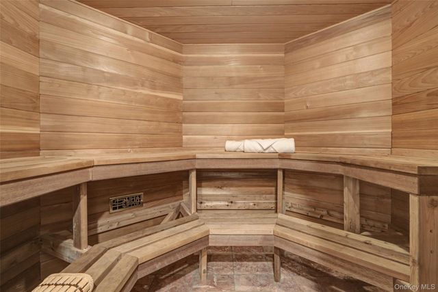 1359 Rustic Ridge Court, Yorktown Heights, NY 10598