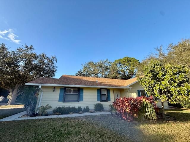 13296 SE Point O Woods Court, Hobe Sound, FL 33455