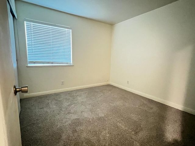 9246 Parducci Way, Sacramento, CA 95829