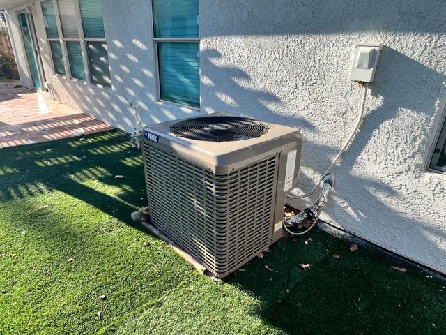 9246 Parducci Way, Sacramento, CA 95829