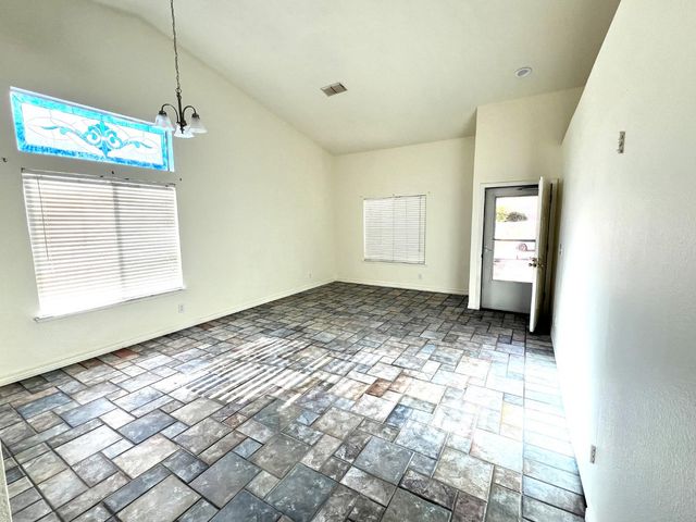 9246 Parducci Way, Sacramento, CA 95829