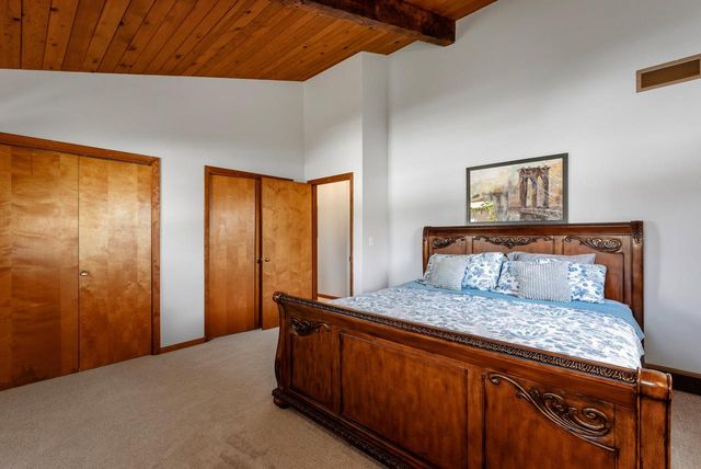 W169N8921 Hoyt DRIVE, Menomonee Falls, WI 53051