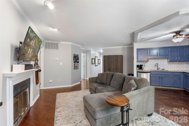 6038 Gray Gate Lane A, Charlotte, NC 28210