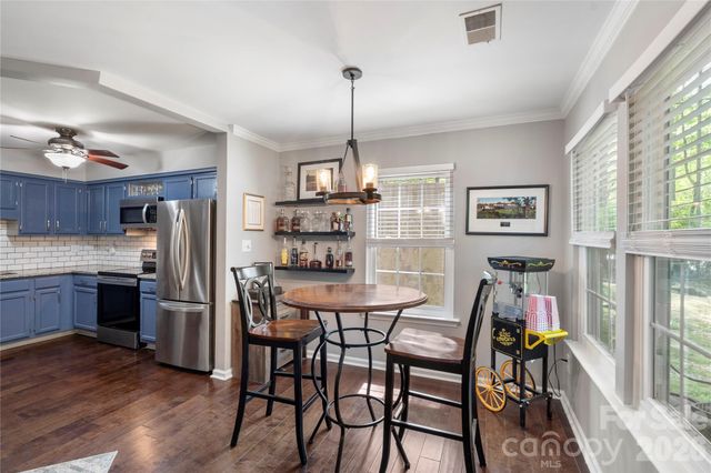 6038 Gray Gate Lane A, Charlotte, NC 28210