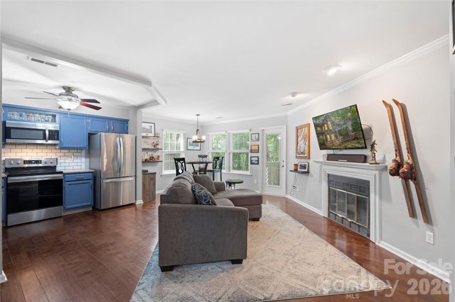 6038 Gray Gate Lane A, Charlotte, NC 28210