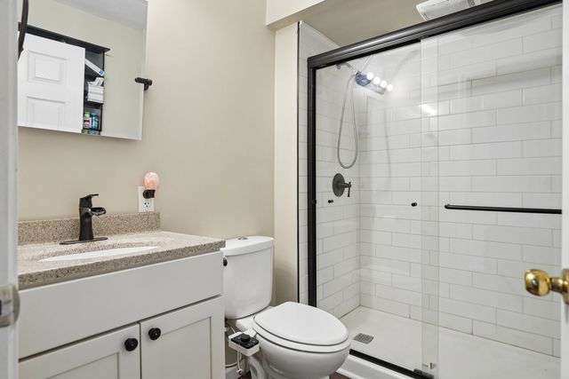 624 W 16th Street, Davenport, IA 52803