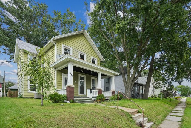 624 W 16th Street, Davenport, IA 52803