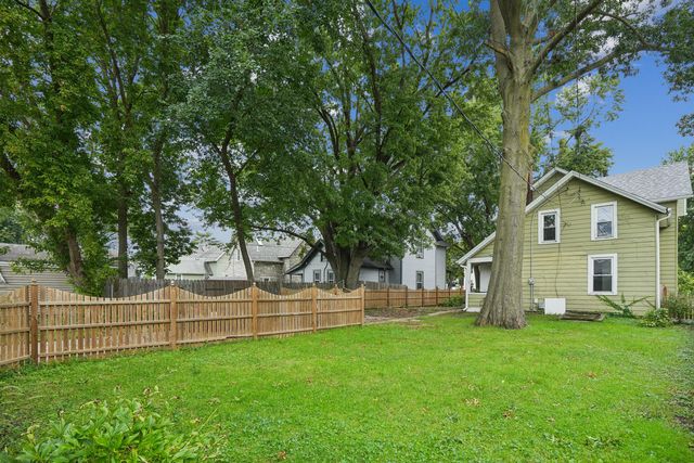 624 W 16th Street, Davenport, IA 52803