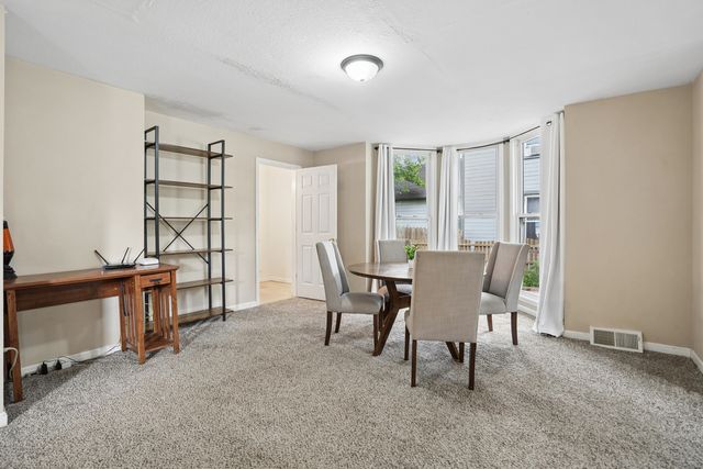 624 W 16th Street, Davenport, IA 52803