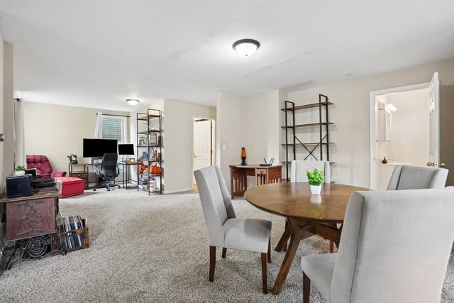 624 W 16th Street, Davenport, IA 52803