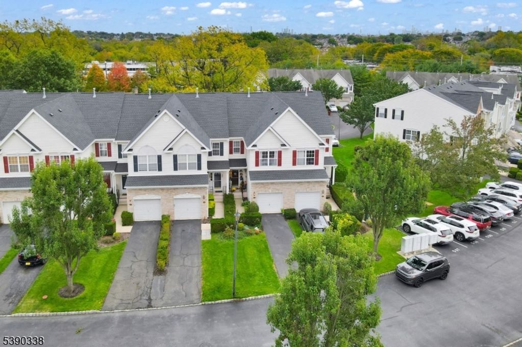 545 Coventry Dr, Nutley Twp., NJ 07110