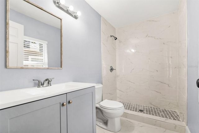 2725 E COLUMBUS DRIVE, Tampa, FL 33605