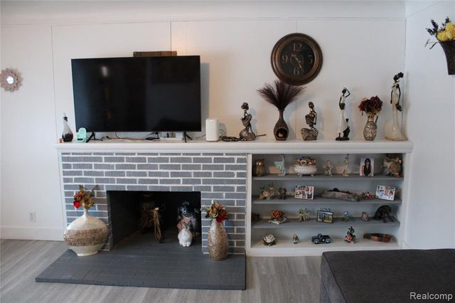 1627 Mcalpine Drive, Mount Morris, MI 48458