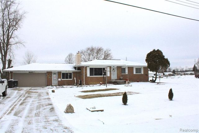 1627 Mcalpine Drive, Mount Morris, MI 48458