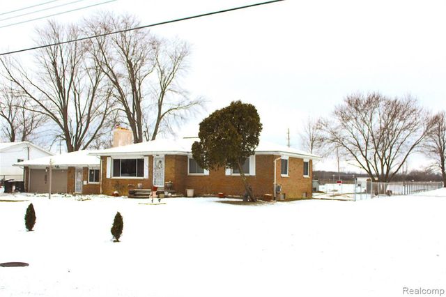 1627 Mcalpine Drive, Mount Morris, MI 48458