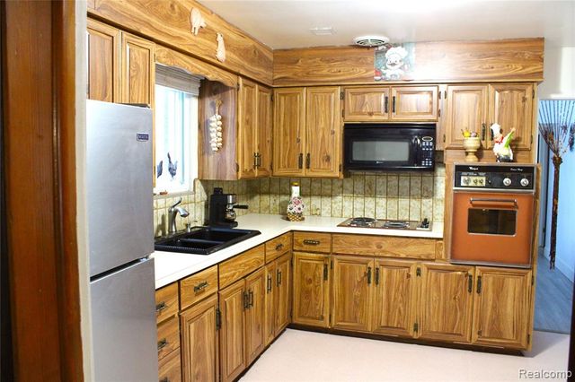 1627 Mcalpine Drive, Mount Morris, MI 48458