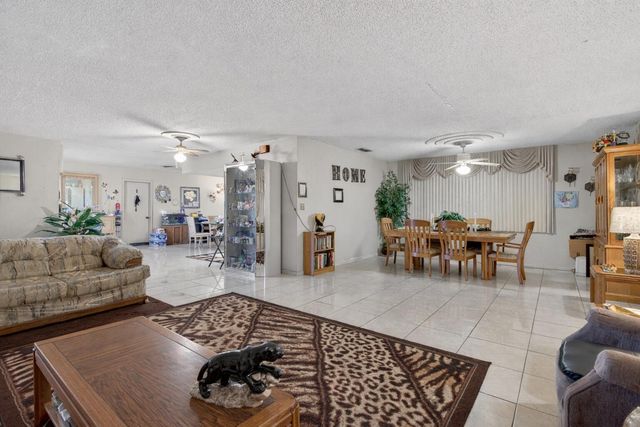 184 SW 2nd Court, Deerfield Beach, FL 33441