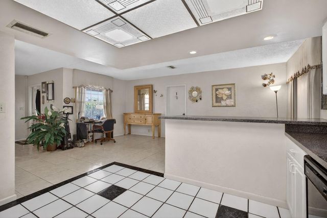 184 SW 2nd Court, Deerfield Beach, FL 33441