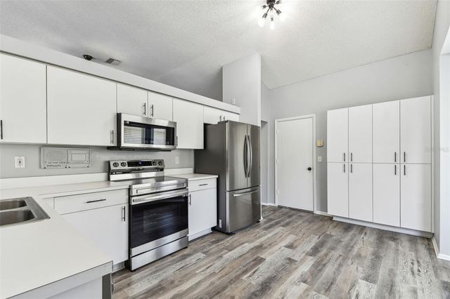 4604 9TH AVENUE E, Bradenton, FL 34208