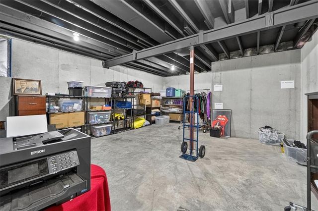 27802 E 134th Street, Lake Lotawana, MO 64086