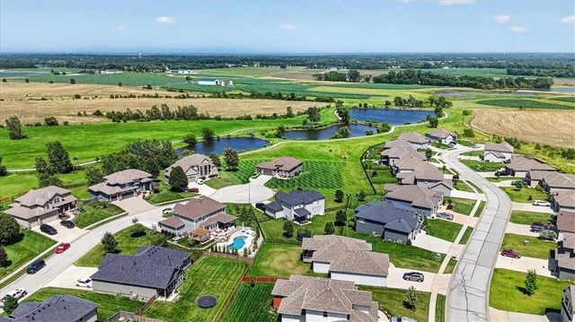 27802 E 134th Street, Lake Lotawana, MO 64086