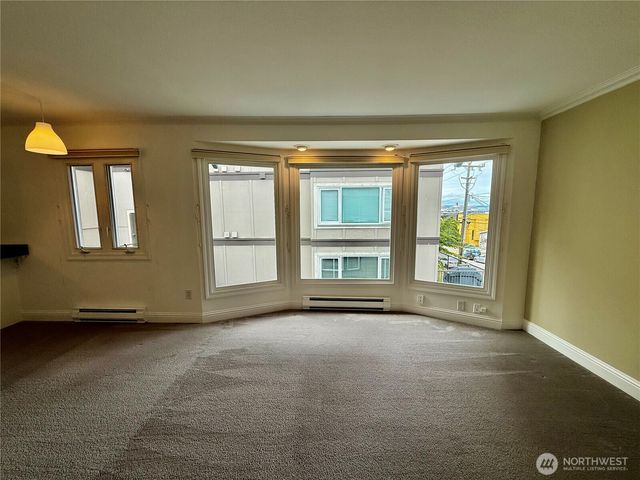 2258 14th Avenue W, Seattle, WA 98119