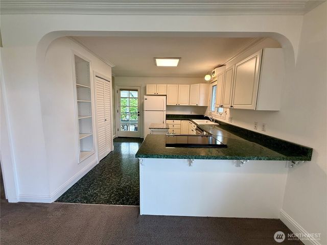 2258 14th Avenue W, Seattle, WA 98119