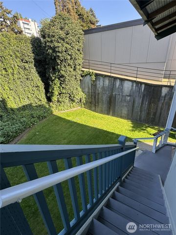 2258 14th Avenue W, Seattle, WA 98119