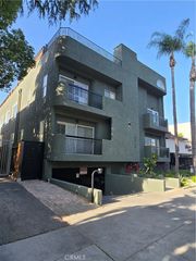 14919 Dickens Street 105, Sherman Oaks, CA 91403