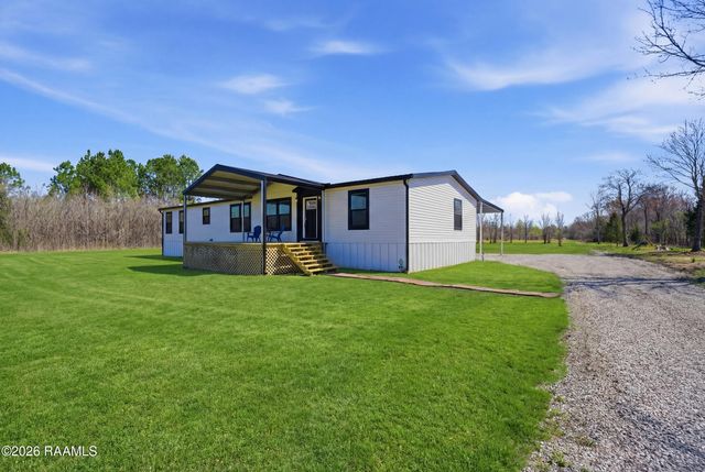 1455 Cypress Island Highway, St. Martinville, LA 70582