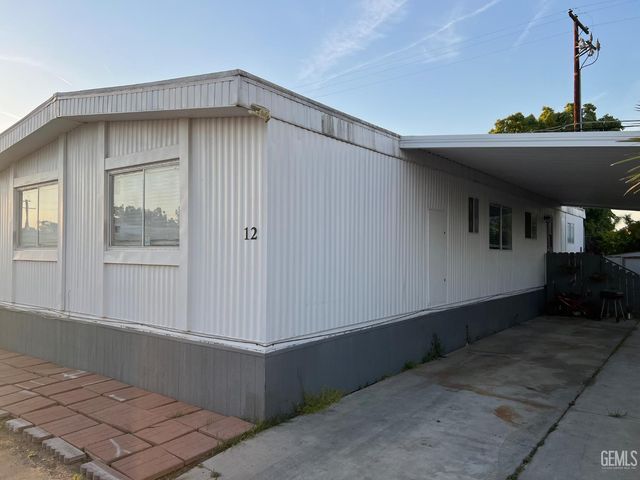 6201 Wible Road 12, Bakersfield, CA 93313