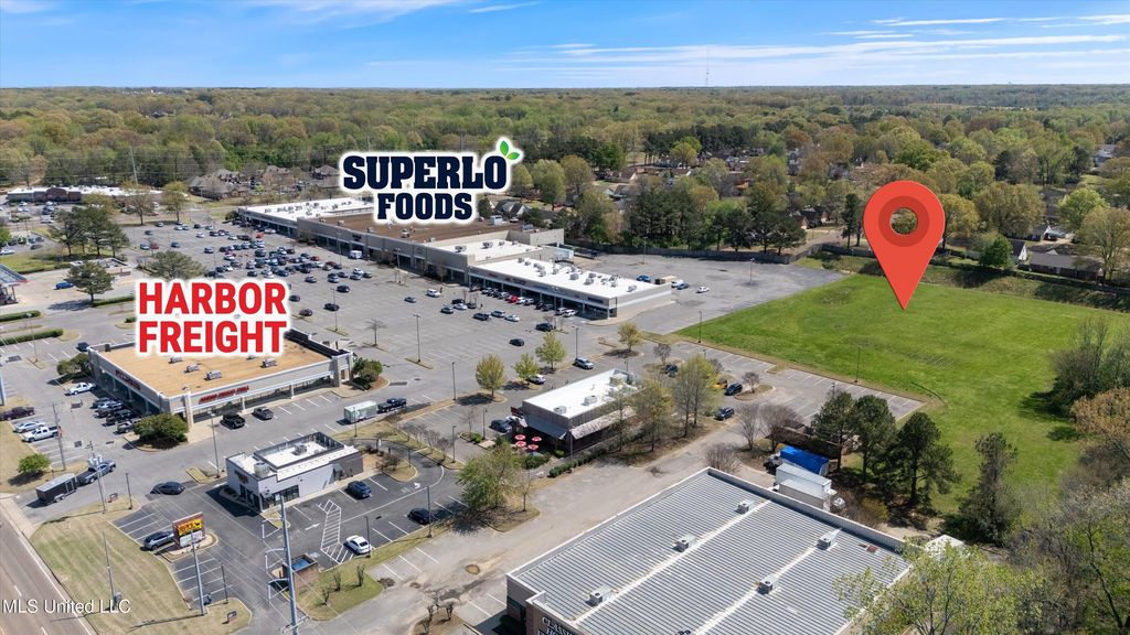 38 E Goodman Road, Southaven, MS 38671 — exterior