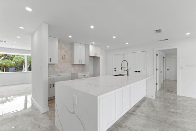 910 BAYSHORE DRIVE, Terra Ceia, FL 34250