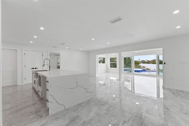 910 BAYSHORE DRIVE, Terra Ceia, FL 34250