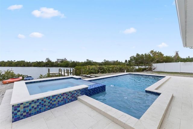 910 BAYSHORE DRIVE, Terra Ceia, FL 34250