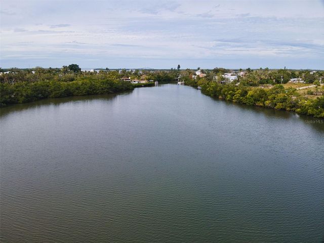 910 BAYSHORE DRIVE, Terra Ceia, FL 34250