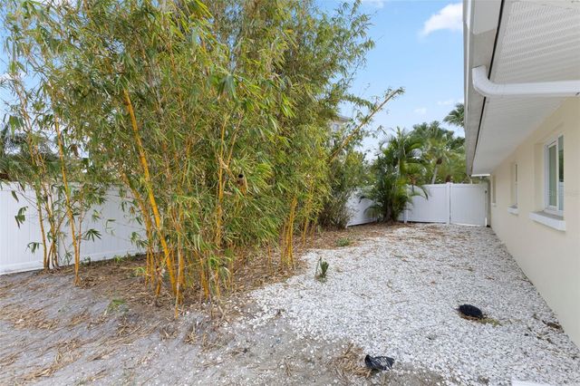 910 BAYSHORE DRIVE, Terra Ceia, FL 34250